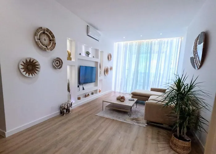 3m Villa, Coast Resort, Optional-personal Buggy Available דירה