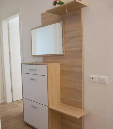 3m Villa, Coast Resort, Optional-personal Buggy Available Appartement Palasë